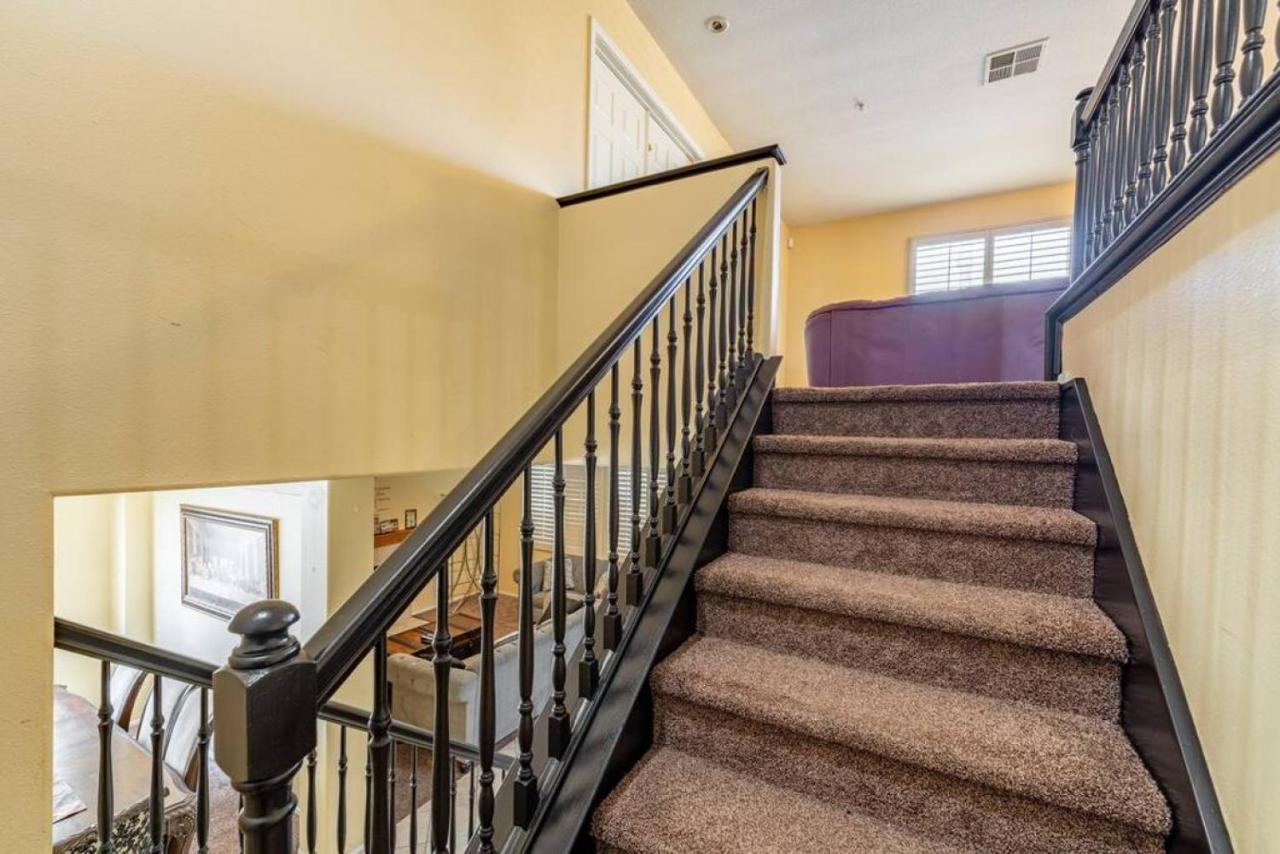 Family-Friendly 4Br Home - Spacious - Great Location Fontana Luaran gambar