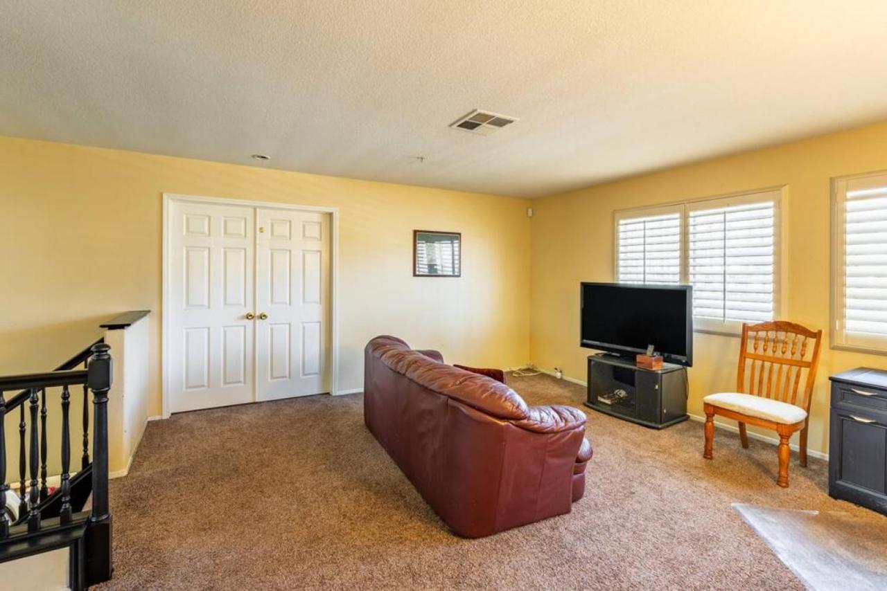 Family-Friendly 4Br Home - Spacious - Great Location Fontana Luaran gambar