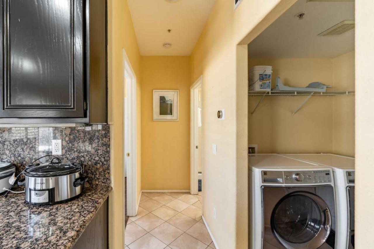 Family-Friendly 4Br Home - Spacious - Great Location Fontana Luaran gambar